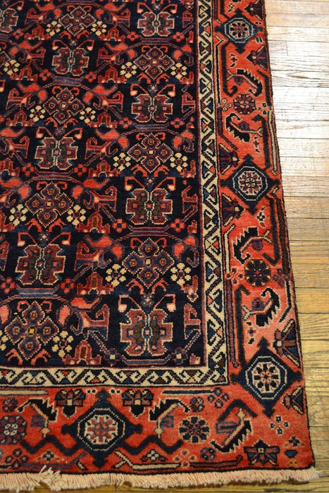 Antique Persian rug / Oriental Rug 4'10" x 7'0" - Crafters and Weavers