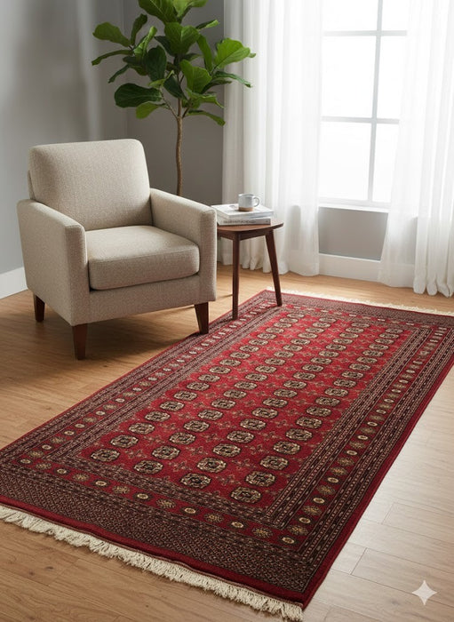 Hand-Knotted Pakistani Bokhara Rug – 100% Wool, 5' 3" x 9"(M)