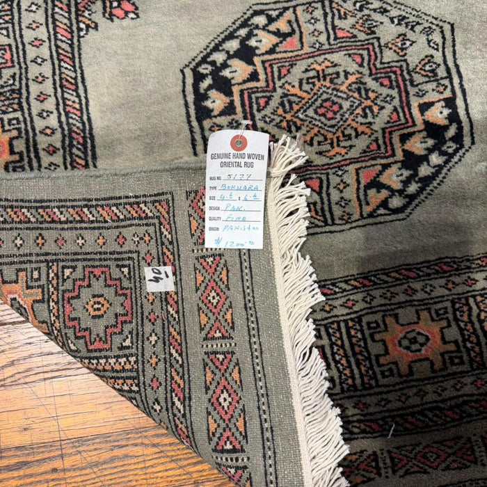 Hand-Knotted Pakistani Bokhara Rug – 100% Wool, 4' 6" x 6' 6"