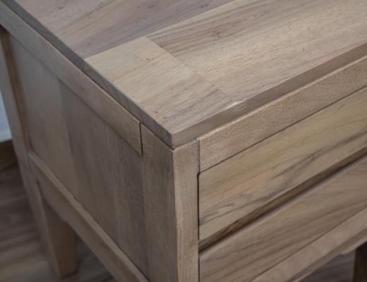 Set of 2 Parota Nova, 2 Drawer Nightstand