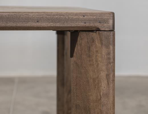 Natural Teca, Table