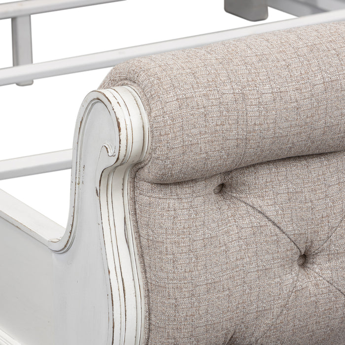 Magnolia Manor  Upholstered Sleigh Bedroom Set