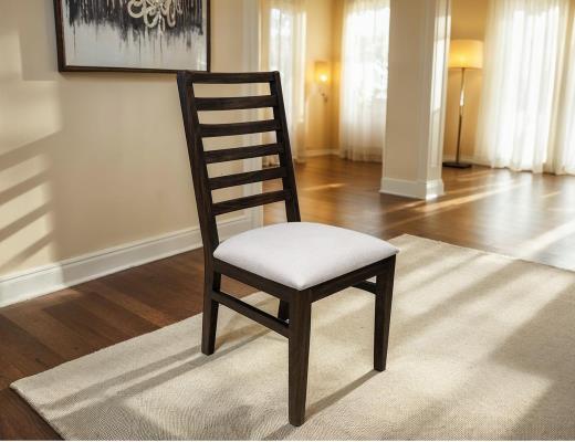 Set of 2 Balam, Wooden Chair