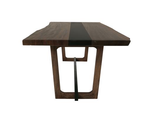 Riverwood, Table