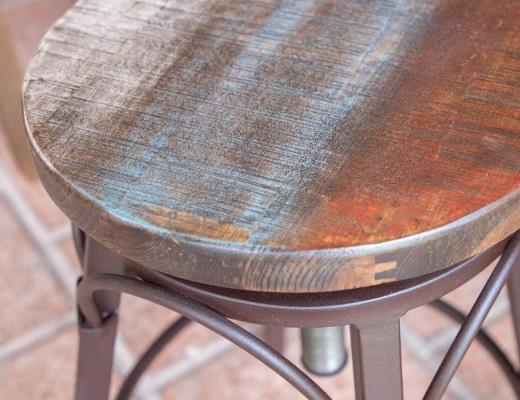 Antique, Barstool with variable height adjustment