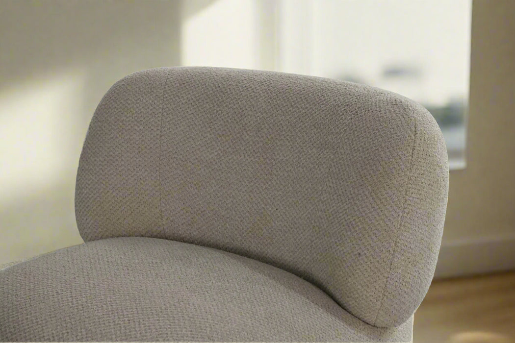 Forma Mid-Century Modern Swivel Livingroom Chair