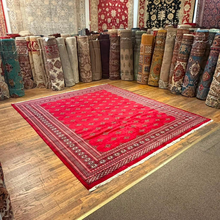 Hand-Knotted Pakistani Bokhara Rug – 100% Wool, size 8'2" x 9'7"
