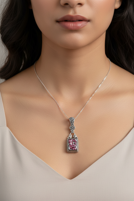 SS Rose Pendant