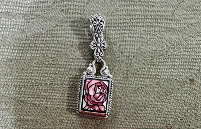 SS Rose Pendant