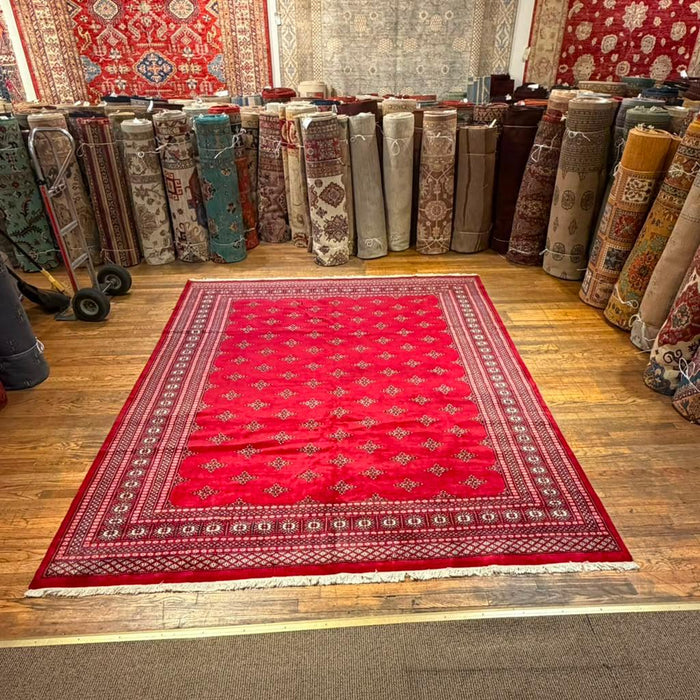 Hand-Knotted Pakistani Bokhara Rug – 100% Wool, size 8'2" x 9'7"