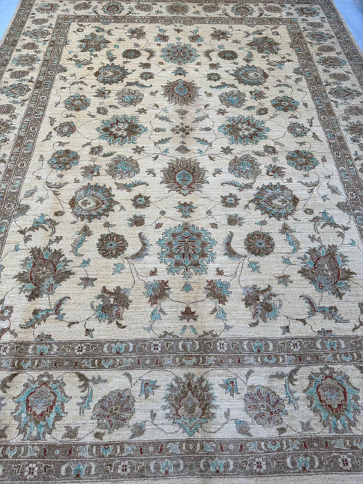 Hand-Knotted Vegetable Dye Sultanabad Rug from Pakistan, 9' 2" x 12'