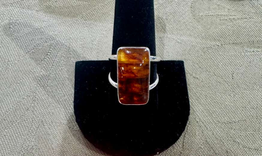 SS Amber Rectangle Ring