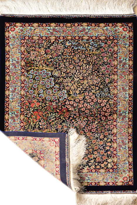 Isfahan Small 100% Silk Rug 2' x 3'