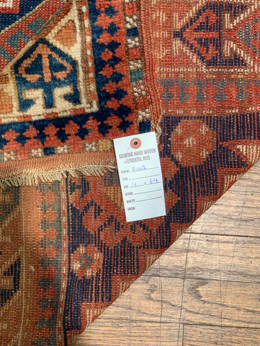 Antique Kazak Rug, circa 1910-1920. 4' x 6' 4" (B)