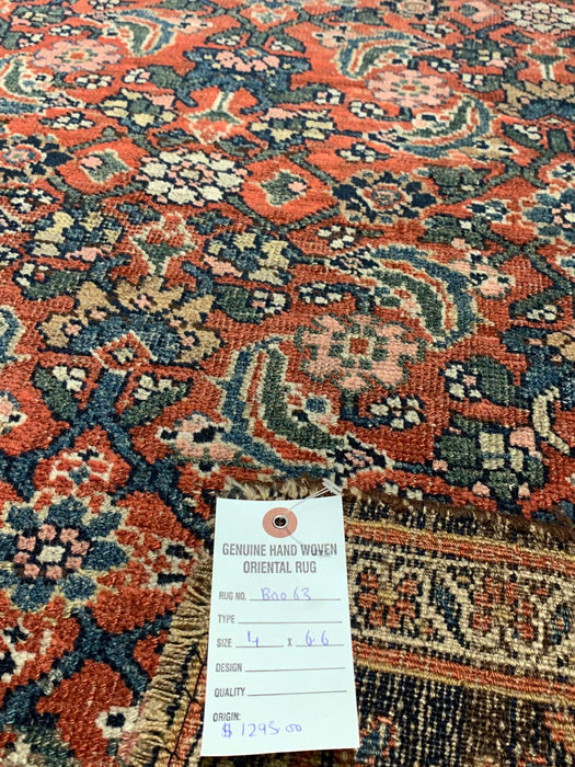Timeless Beauty, Woven by Hand. Antique Persian Rug, size 4' x 6' (F)