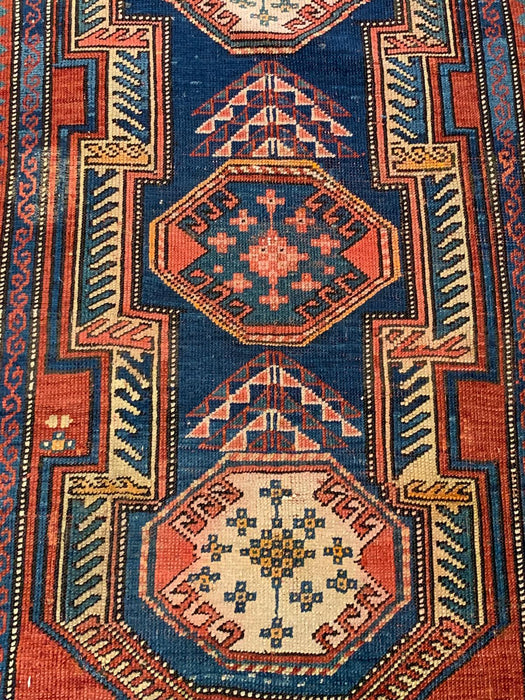 Timeless Beauty, Woven by Hand. Antique Persian Rug, size 3' 5" x 6' 2"(F)