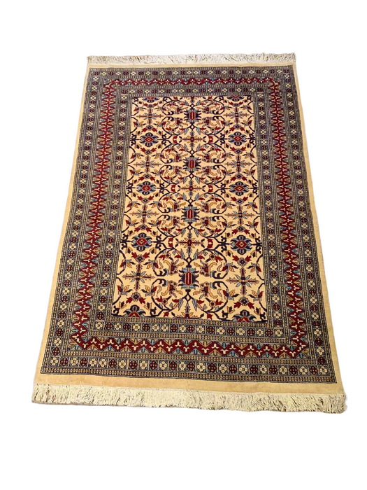 Hand-Knotted Pakistani Wool Rug, Tribal/Floral Design, size 4" x 5' 7"