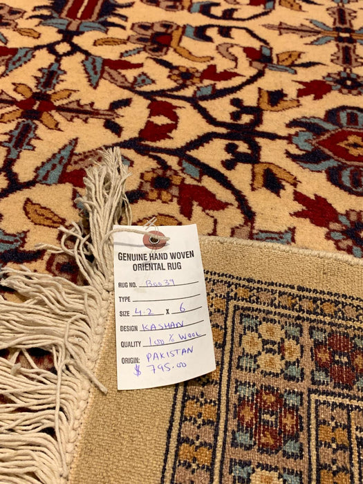 Hand-Knotted Pakistani Wool Rug, Tribal/Floral Design, size 4" x 5' 7"