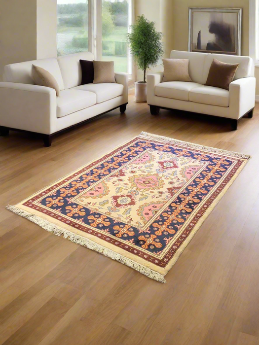 Hand-Knotted Pakistani Wool Rug, Tribal/Floral Design, size 4' 2" x 6"