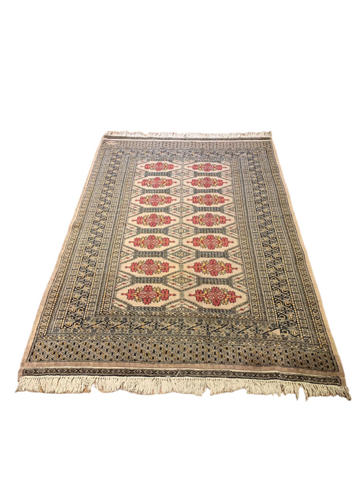 Hand-Knotted Pakistani Bokhara Rug – 100% Wool, size 4' 2" x 6"