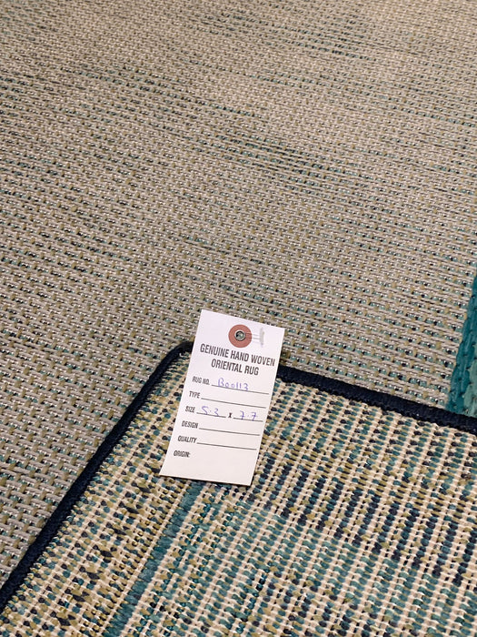 Persian-Inspired. Modern Defined. Turkish Made Rug, size 5' 3" x 7' 7"