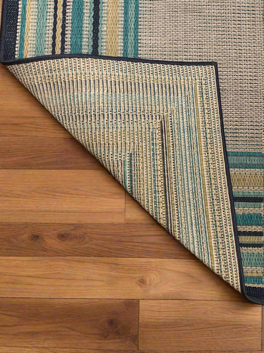 Persian-Inspired. Modern Defined. Turkish Made Rug, size 5' 3" x 7' 7"