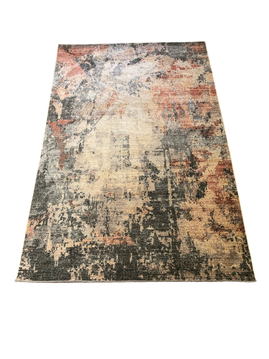 Persian-Inspired. Modern Defined. Turkish Made Rug, size 5" x 7' 7"