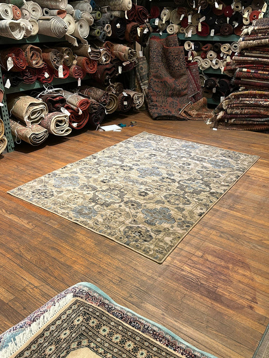 Persian-Inspired. Modern Defined. Turkish Made Rug, size  5' 4" x 7' 4"