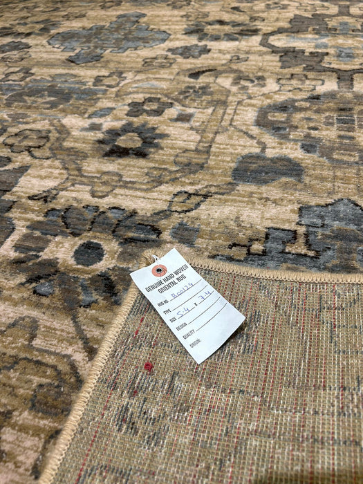 Persian-Inspired. Modern Defined. Turkish Made Rug, size  5' 4" x 7' 4"