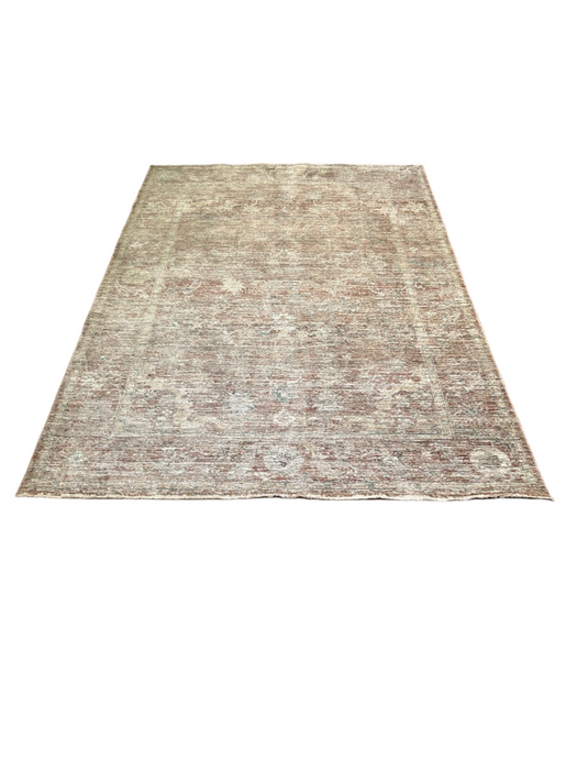 Persian-Inspired. Modern Defined. Turkish Made Rug, size 5' 2" x 7' 7"