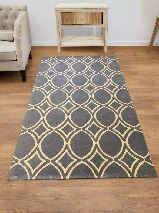 Persian-Inspired. Modern Defined. Turkish Made Rug, size 5" x 7' 6"