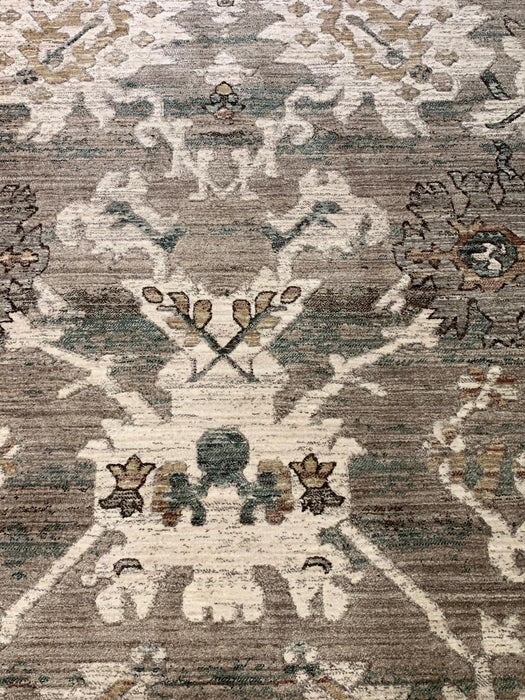 Persian-Inspired. Modern Defined. Turkish Made Rug, size 5' 2" x 7' 7"