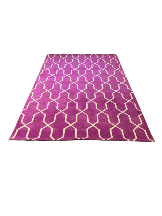 Persian-Inspired. Modern Defined. Turkish Made Rug, size 5" x 8"