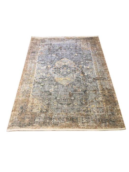 Persian-Inspired. Modern Defined. Turkish Made Rug, size 5' 2" x 7' 7"