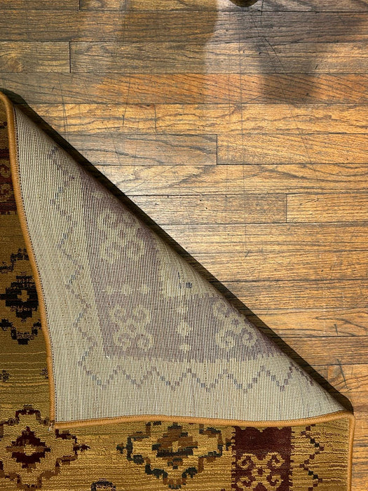 Persian-Inspired. Modern Defined. Turkish Made Rug, size 5' 2" x 7' 7"