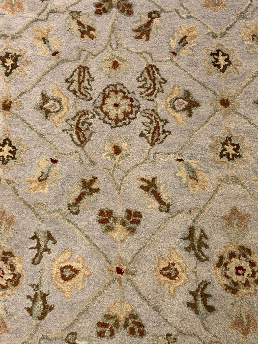 Persian-Inspired. Modern Defined. Turkish Made Rug, size 5" x 7' 6"