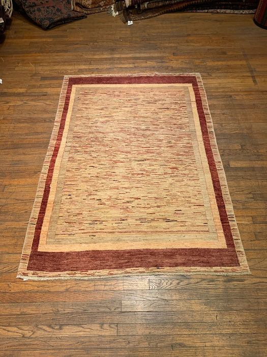 Hand-Knotted Sultanabad Vegetable-Dyed Wool Rug, 4' 8" x 6' 4"
