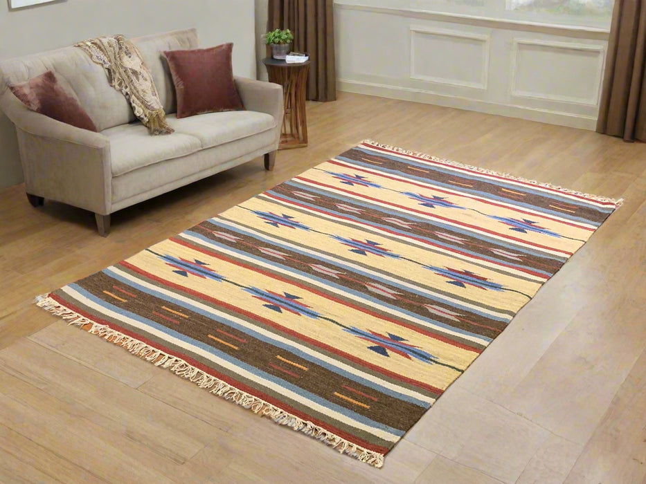 Handwoven Indian Kilim Rug – Geometric Navajo Design, size 4" x 6"