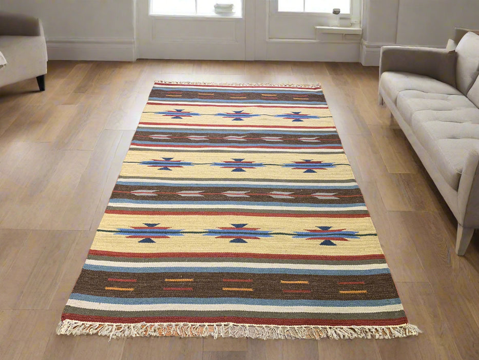Handwoven Indian Kilim Rug – Geometric Navajo Design, size 4" x 6"