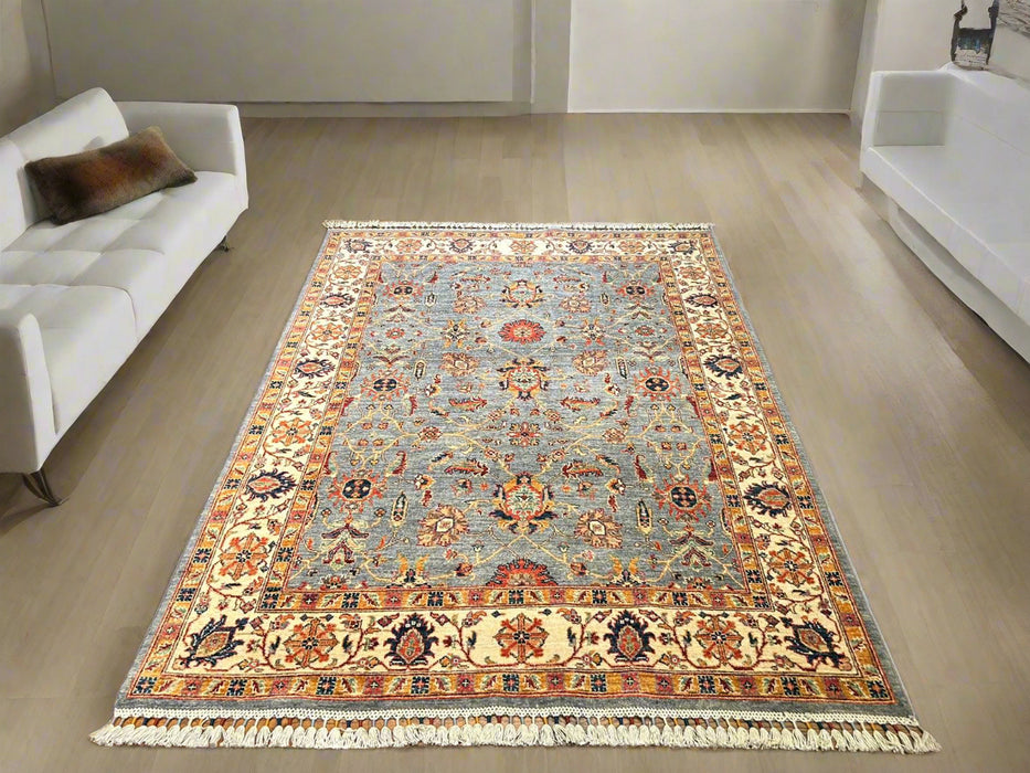 Hand-Knotted Sultanabad Vegetable-Dyed Wool Rug, 4' 10" x 6' 8"