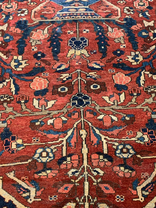Timeless Beauty, Woven by Hand. Antique Persian Bakhtiar Rug, size 4' 5" x 6' 6"  (F)