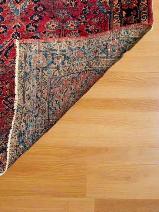 Timeless Beauty, Woven by Hand. Antique Persian Sarouk Rug, size 4' 4" x 6' 7"  (F)