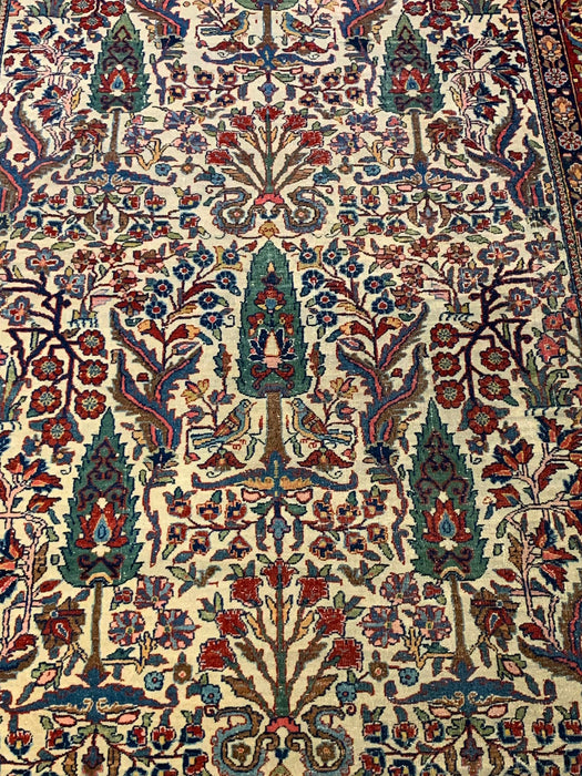 Timeless Beauty, Woven by Hand. Antique Persian Kashan Rug, size 4' 7" x 6' 6"  (F)