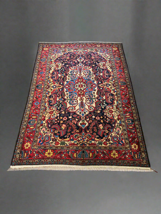 Timeless Beauty, Woven by Hand. Antique Persian Kashan Rug, size 4' 7" x 6' 10"  (F)