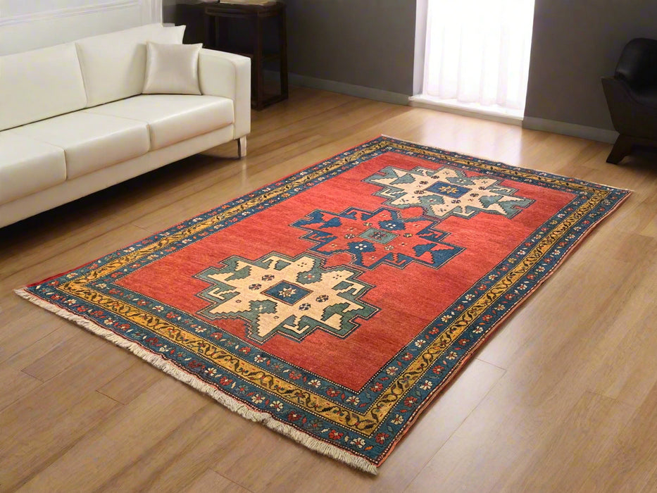 Antique Kazak Rug, circa 1910-1920. Size 4' 11" x 7' 11"