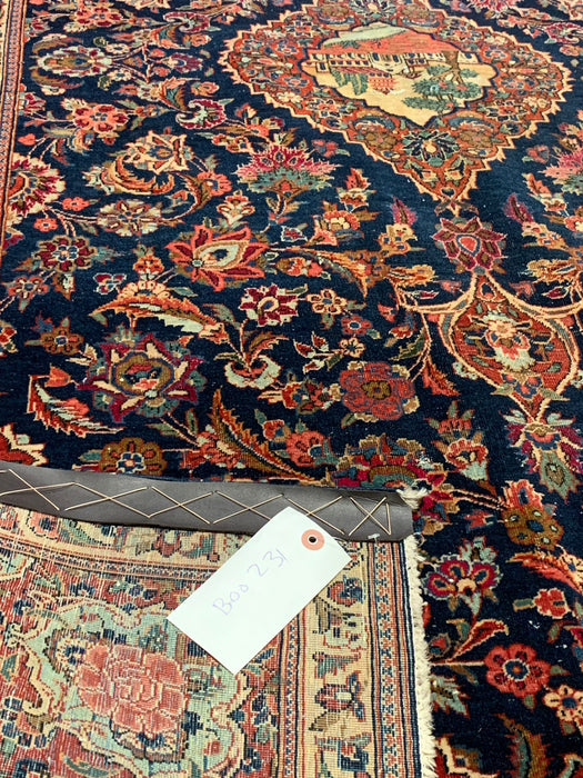 Timeless Beauty, Woven by Hand. Antique Persian Kashan Rug, size 4' 3" x 7" ( F)