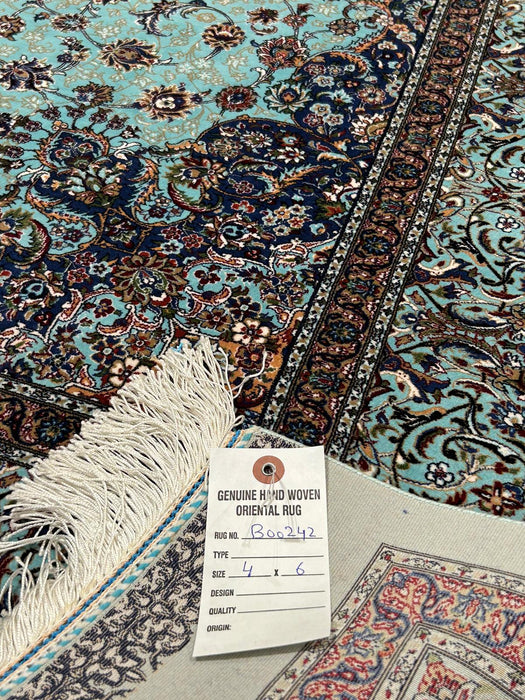 Exquisite 100% Silk Persian Design Rug – Elegant and Luxurious, size 4" x 6" (H)