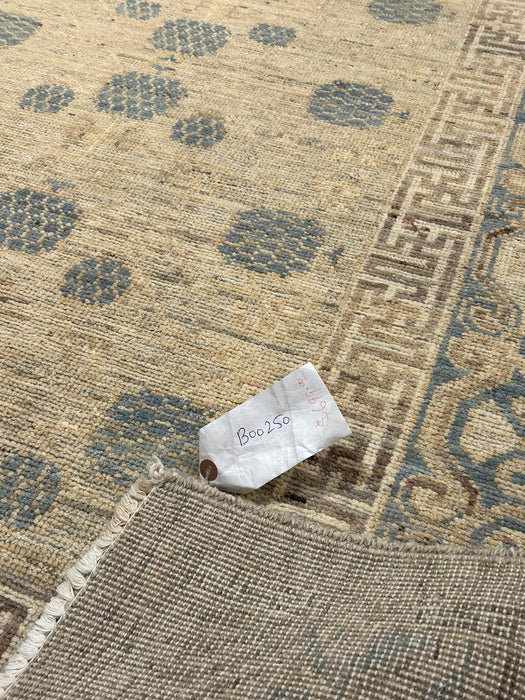 Khotan Pomegranate design Oriental Rug, size 4" x 6" (D)