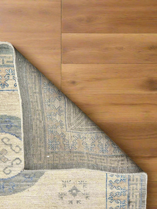 Khotan Pomegranate design Oriental Rug, size 4" x 5' 9" (D)