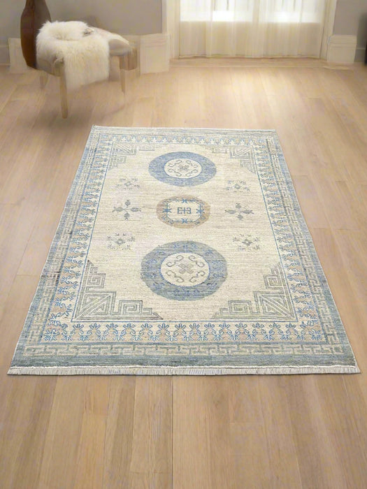 Khotan Pomegranate design Oriental Rug, size 4" x 5' 9" (D)